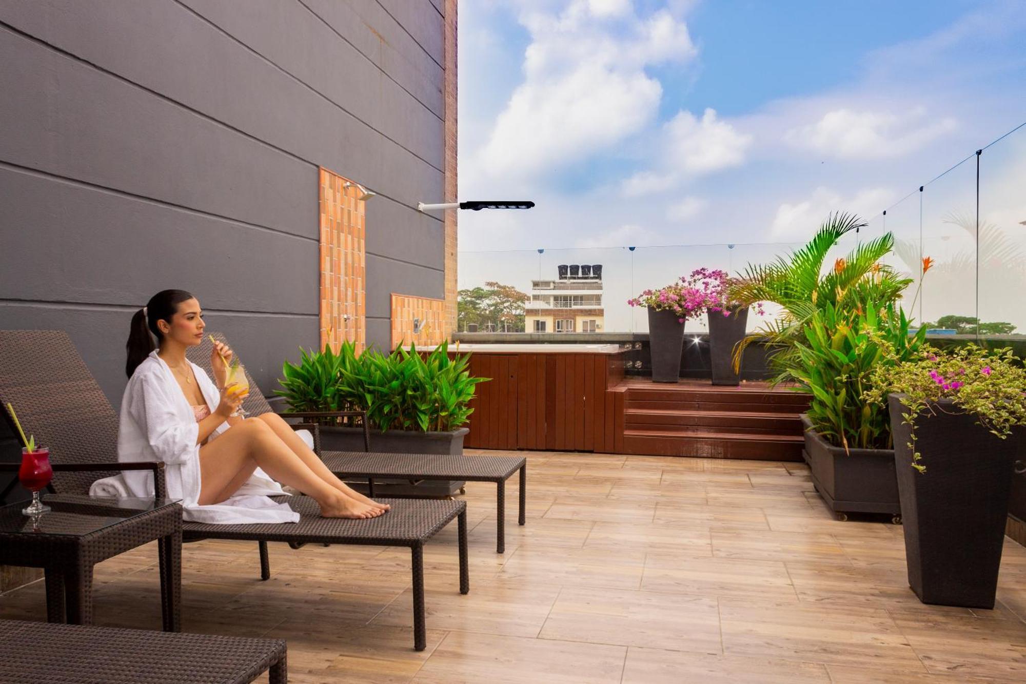 Vvc Hotel'S Villavicencio Zewnętrze zdjęcie