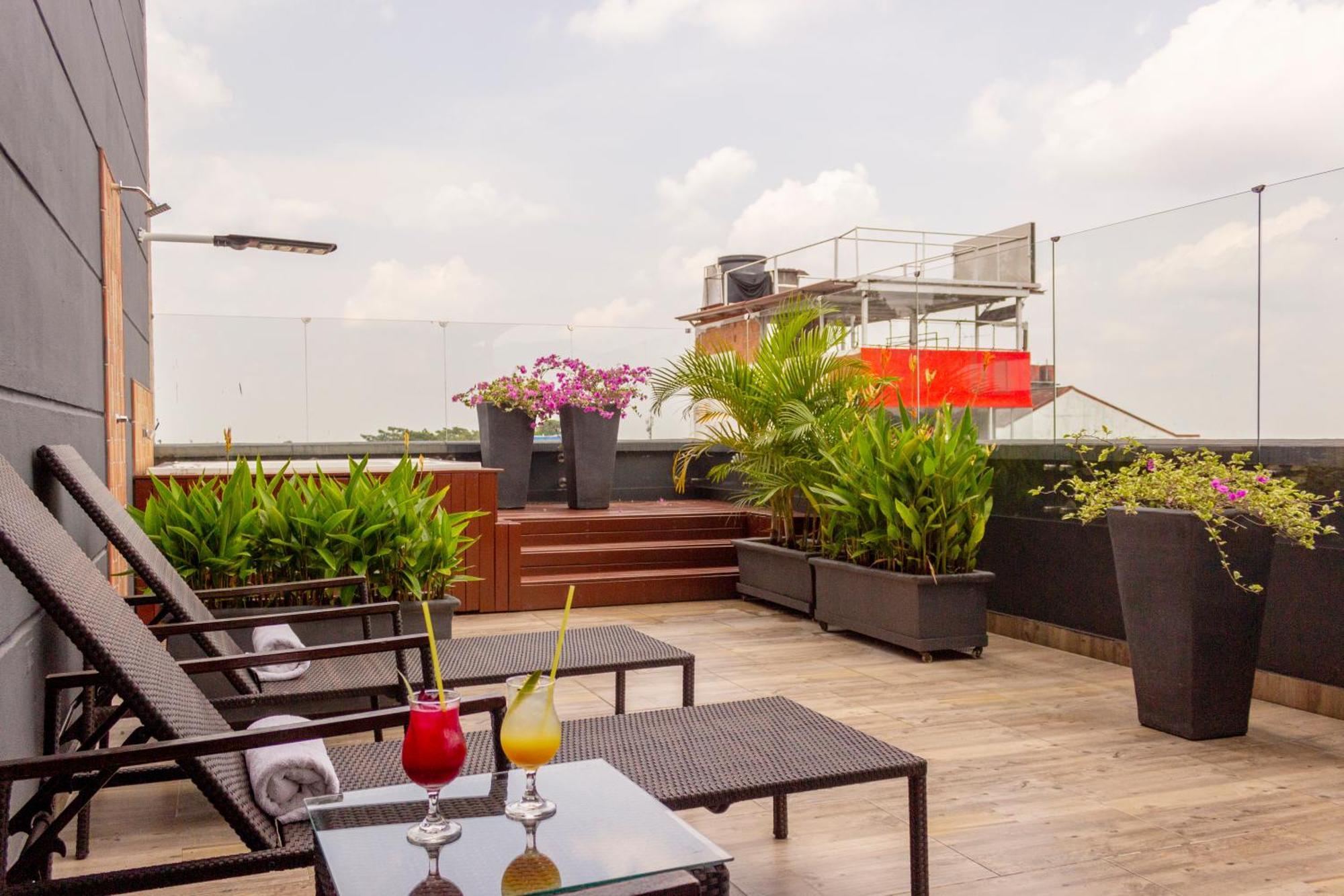 Vvc Hotel'S Villavicencio Zewnętrze zdjęcie